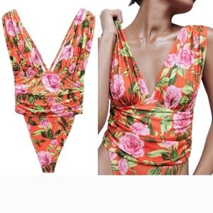 ZARA Floral Printed Draped Bodysuit In Red/pink/green. Size Large